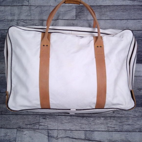 Vintage 1990's Hunting World Full Size Leather Travel Bag Suitcase - Picture 3 of 16